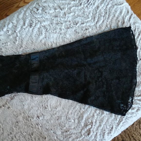 ABS Allen Schwartz Evening Lace Blouse - Picture 5 of 6